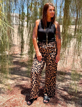 Load image into Gallery viewer, Leopard Wide Leg Pants