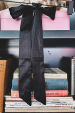 Load image into Gallery viewer, Leather Lux Black Out Twilly