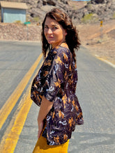 Load image into Gallery viewer, Palomino Print Top