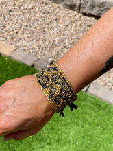 Load image into Gallery viewer, Leopard Beaded cuff