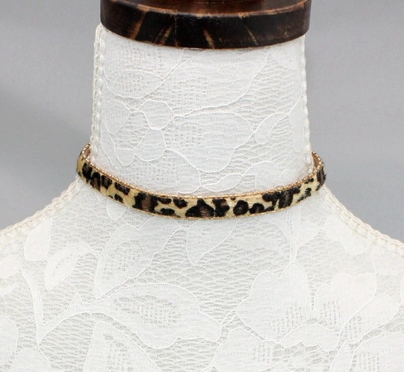 Fuzzy Leopard Choker – The Feisty Bull Boutique